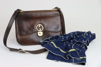 GUCCI
Evening bag with flap in black patent...