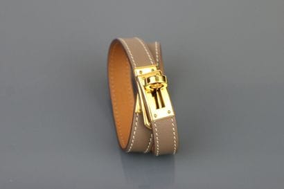 HERMÈS Paris
Kelly