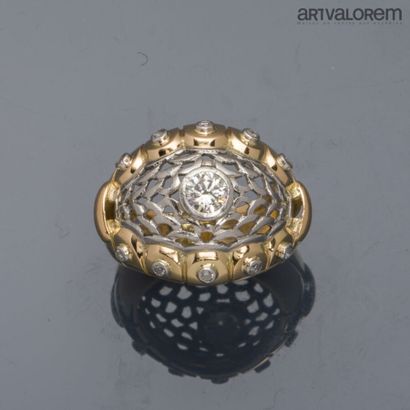Ring in 750°/°° yellow gold and platinum,...