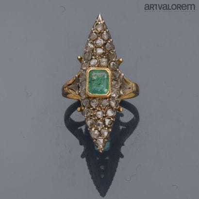 Yellow gold 750°/°° and silver marquise ring...
