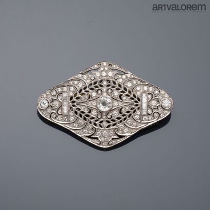 Plate brooch in white and yellow gold 750°/°°...