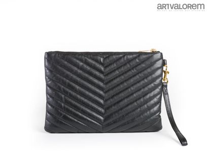 SAINT LAURENT
Black leather clutch bag
Black...