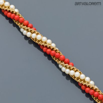 Twisted bracelet in yellow gold 750°/°° composed...