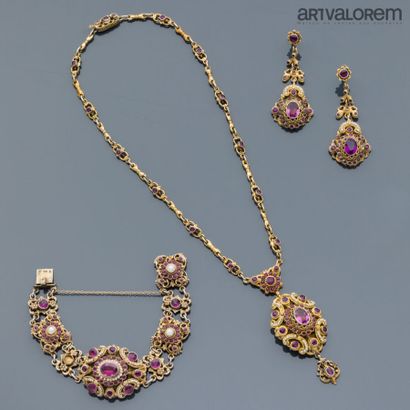 Probably Hungarian work
Silver vermeil set...