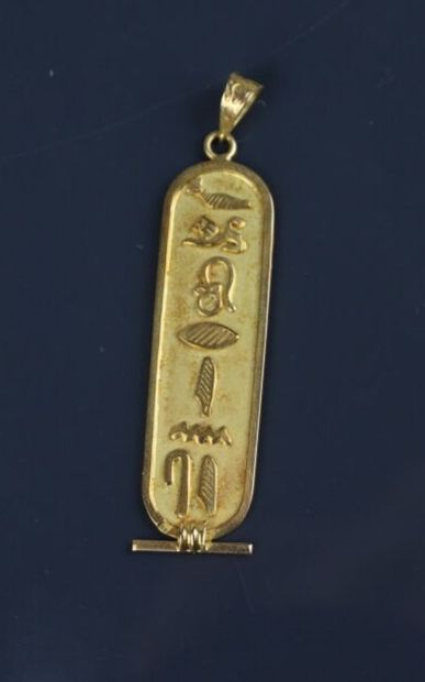 Pendant in yellow gold 750°/°° featuring...