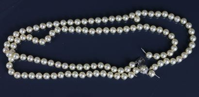 Necklace with two strands of cultured pearls,...