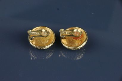 CHRISTIAN DIOR
Paire de clips d'oreilles...