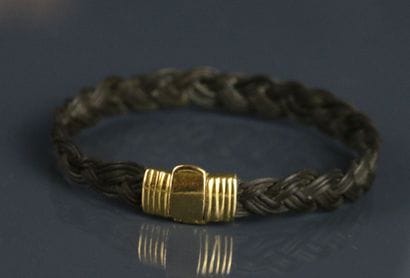 FRED
Bracelet with elephant hair braid, clasp...