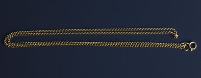 Yellow gold 750°/°° chain with lobster clasp.
Length:...