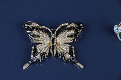 CINER
Broche papillon en métal doré partiellement...