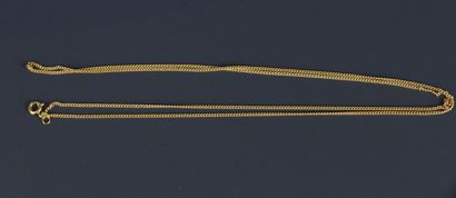 Gold-plated metal chain
Length: 79 cm
Weight:...