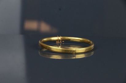 Bracelet in yellow gold 750°/°° opening,...