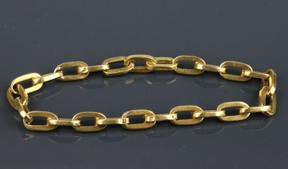 Bracelet in yellow gold 750°/°° with oval...
