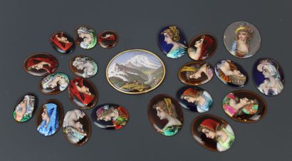 Set of 21 enameled oval plates with polychrome...