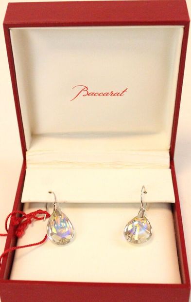 BACCARAT
Paire de pendants d'oreilles en...