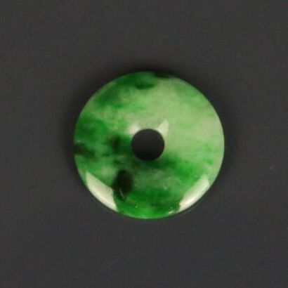 Bi jade disk 
Size: 54 mm
Weight: 3,58 g