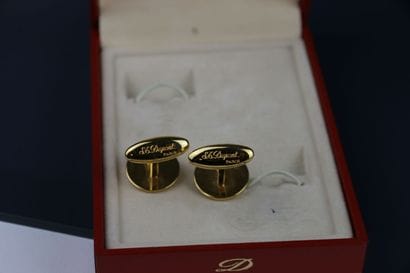 DUPONT Paris
Paire de boutons de manchette...