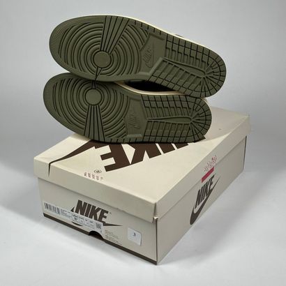 NIKE / JORDAN x TRAVIS SCOTT 
Une paire de...