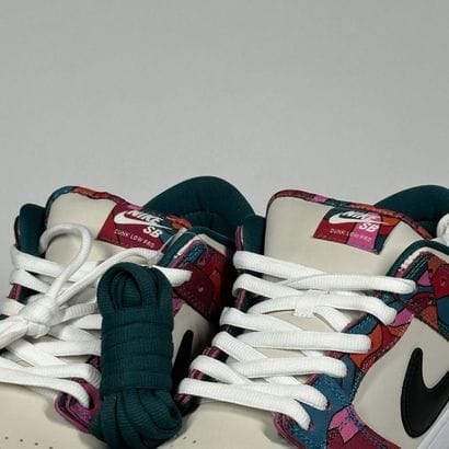NIKE SB x PARRA
A pair of low-top sneakers,
Model...