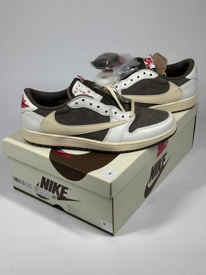 NIKE / JORDAN x TRAVIS SCOTT 
Une paire de...