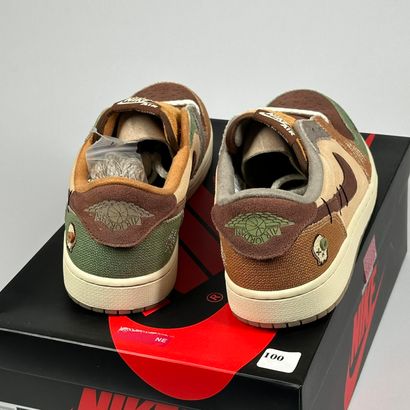 NIKE / JORDAN
A pair of low-top sneakers,
Model...
