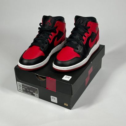 NIKE / JORDAN
Un lot de 2 paires de baskets...