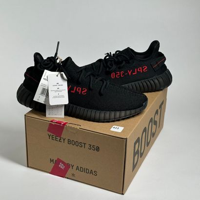 ADIDAS / YEEZY
A set of 5 pairs of low-top...