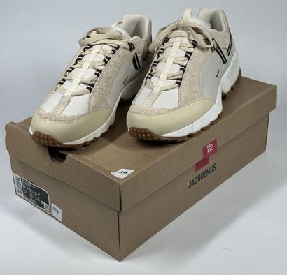 NIKE x JACQUEMUS
A pair of low-top sneakers,
Model...