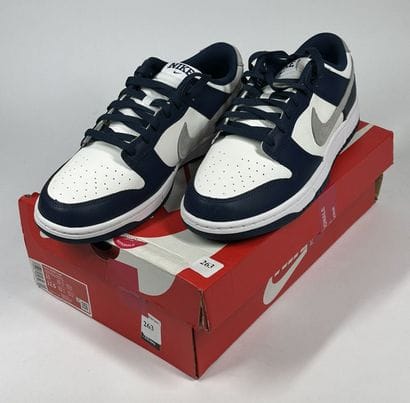 NIKE
Une paire de basket basse,
Modèle :...
