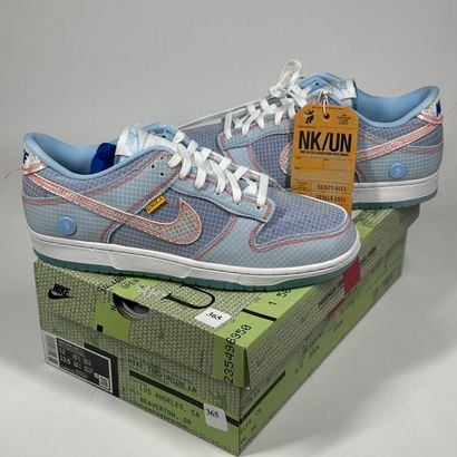 NIKE SB x UNION LOS ANGELES 
A pair of low-top...
