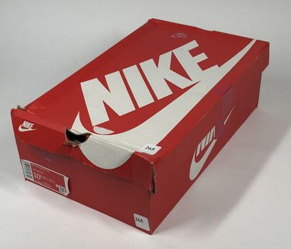 NIKE
Une paire de basket basse,
Modèle :...
