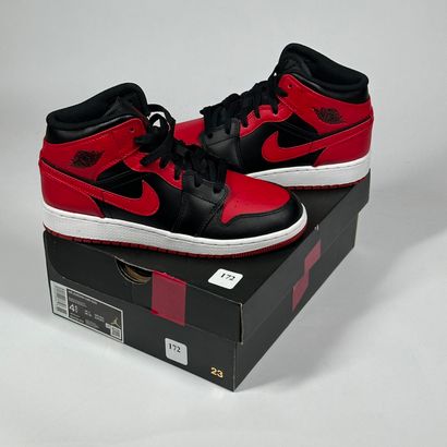 NIKE / JORDAN
Un lot de 2 paires de baskets...
