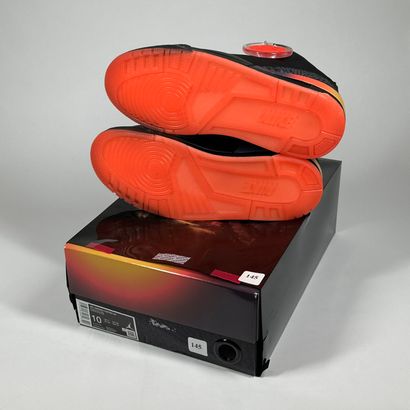 NIKE / JORDAN x J BALVIN
Une paire de basket...