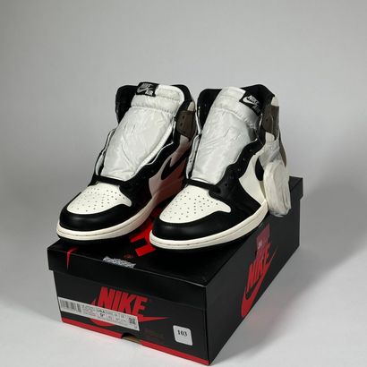 NIKE / JORDAN
Une paire de basket montante,
Modèle...