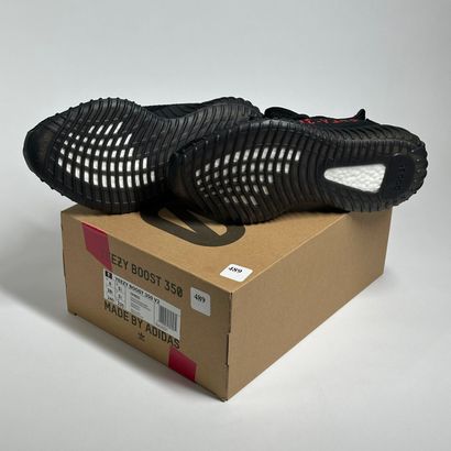 ADIDAS / YEEZY
A set of 5 pairs of low-top...