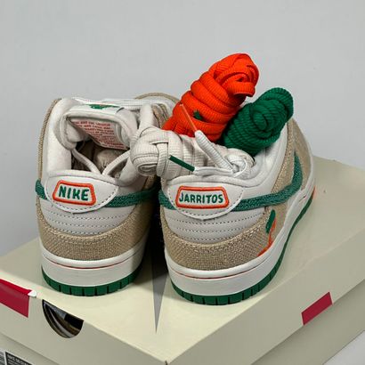NIKE SB x JARRITOS
A pair of low-top sneakers,
Model...