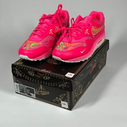 NIKE
Une paire de basket basse,
Modèle :...