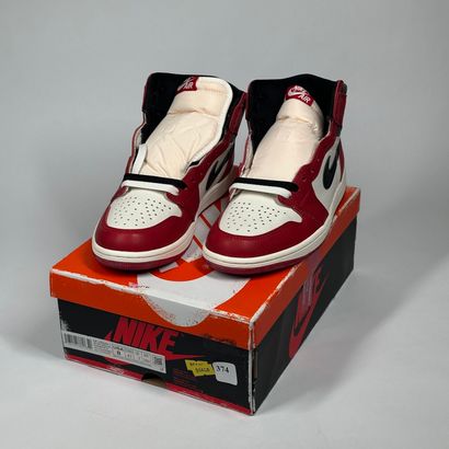 374
NIKE / JORDAN
A pair of high-top sneakers,
Model...