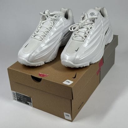 NIKE x NOCTA
A pair of semi-mounted sneakers,
Model...
