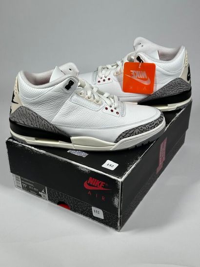 NIKE / JORDAN
Une paire de basket basse,
Modèle...