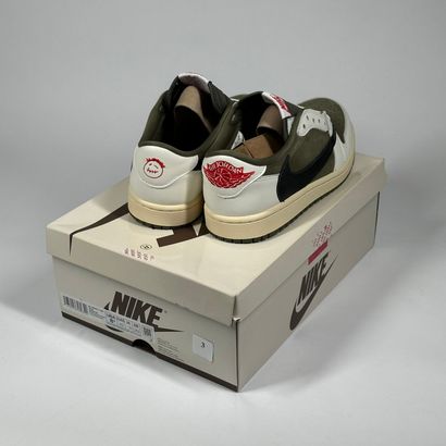 NIKE / JORDAN x TRAVIS SCOTT 
Une paire de...