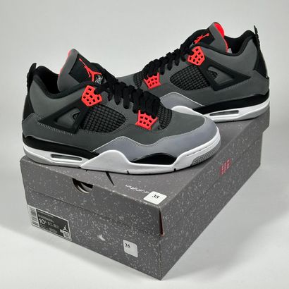 NIKE / JORDAN
Une paire de basket semi montante,
Modèle...