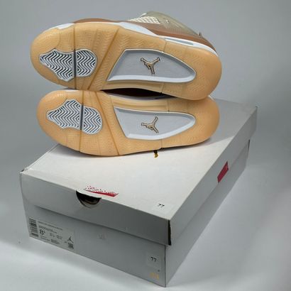 NIKE / JORDAN
A pair of high-top sneakers
Model:...