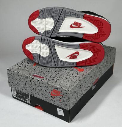 NIKE / JORDAN
A pair of high-top sneakers,
Model...
