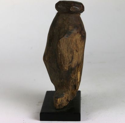 LOSSO Togo
Statuette en bois de style rare
H....