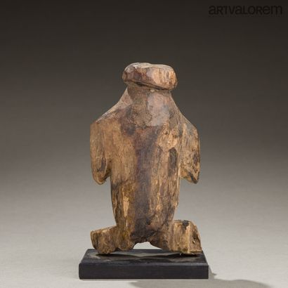 LOSSO Togo
Statuette en bois de style rare
H....