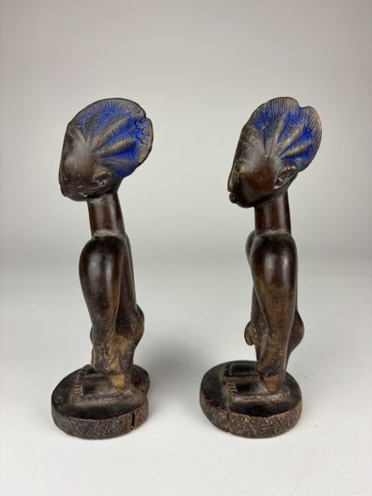 YORUBA Nigeria
Paire de statuettes ibedji...