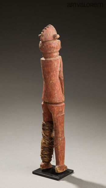 WURKUN, Nigeria
Très ancienne statuette féminine...