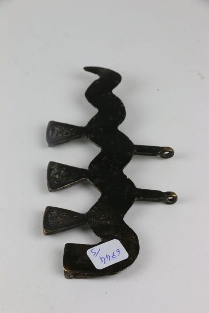 LOBI, Burkina Faso
Grand pendentif en bronze...