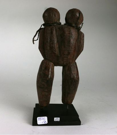 LOSSO Togo
Rare statuette bicéphale en bois...